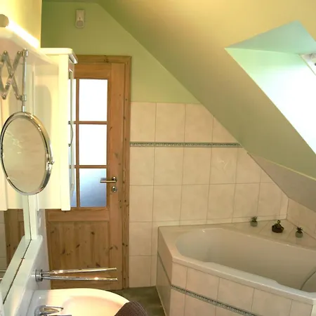 Uttied - Perfekte Auszeit Direkt Am Plauer * Alt Schwerin