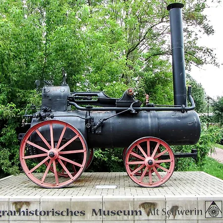 Uttied - Perfekte Auszeit Direkt Am Plauer Alt Schwerin